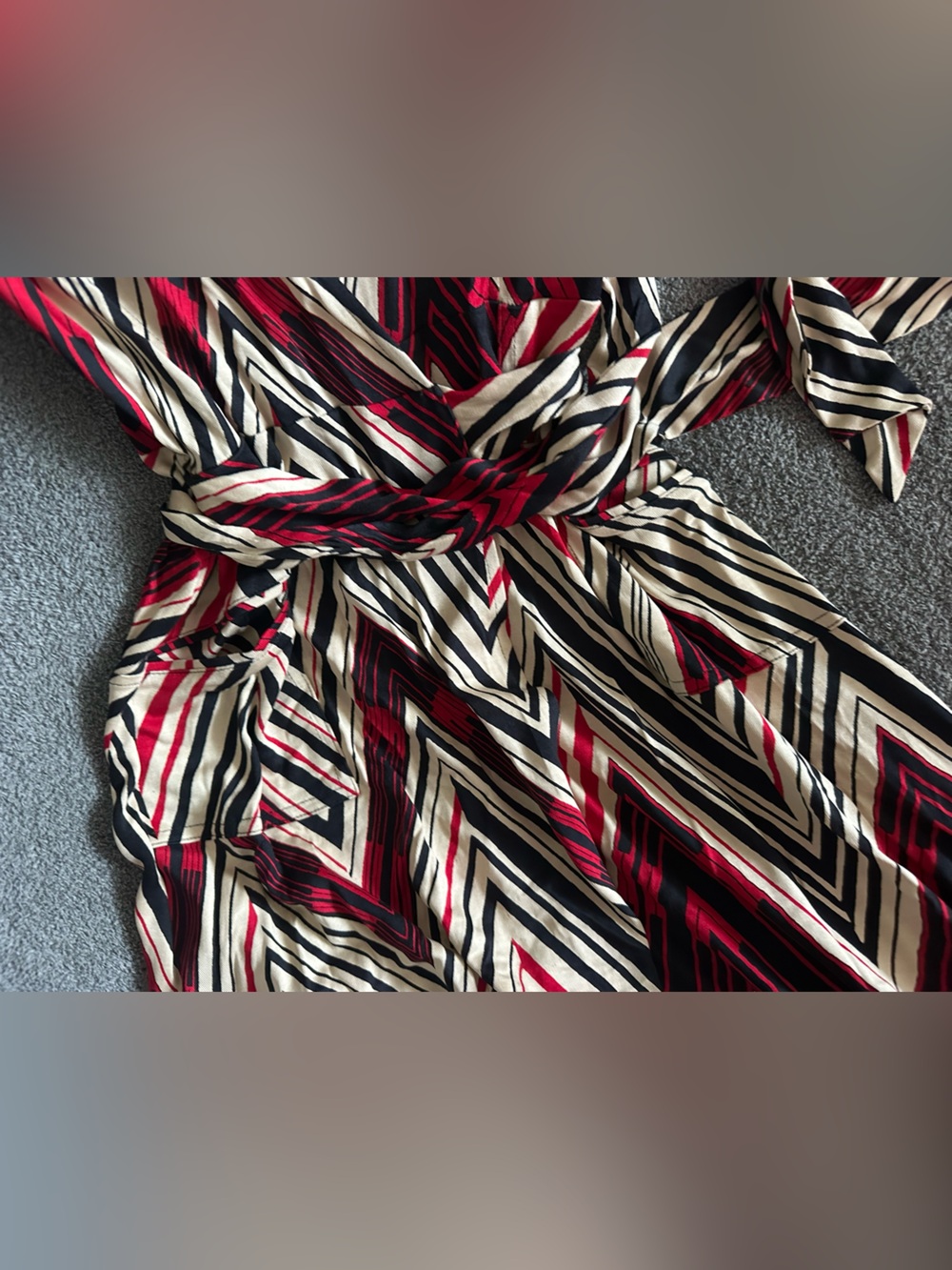DVF Diane von Furstenberg Vintage Silk Utility Chevron Wrap Dress Red Black Sz 4 - Picture 4 of 11